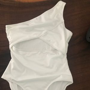 KORE SWIM NWT White cut out suit